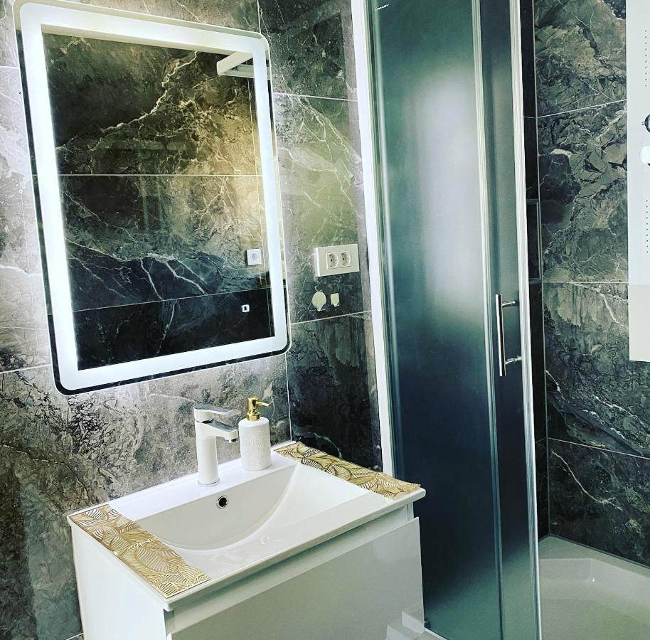 Deluxe Apartment Zadar Bagian luar foto